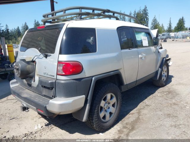 2007 TOYOTA FJ CRUISER JTEBU11F070022382 Photo 3