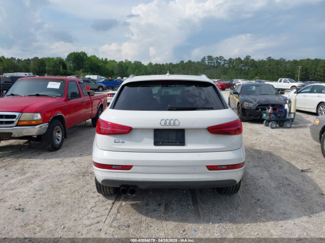 WA1HCCFS4HR017356 Audi Q3 2.0t Premium