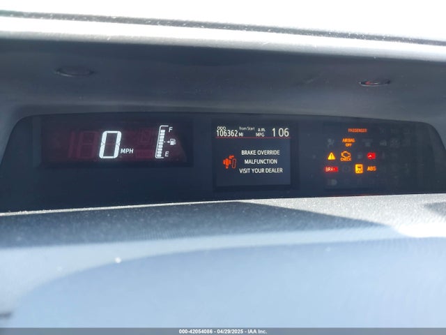JTDKDTB36G1120170 Toyota Prius C Two