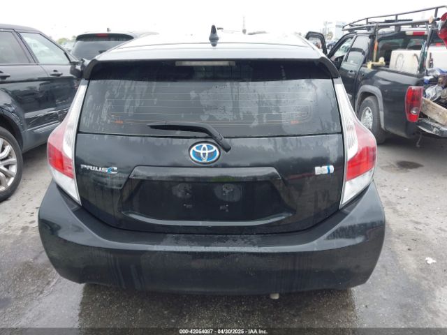 JTDKDTB31G1121761 Toyota Prius C Two