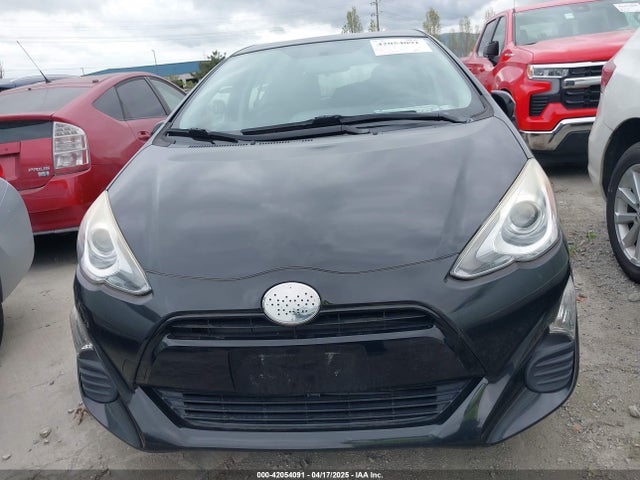 JTDKDTB39G1121412 Toyota Prius C Two
