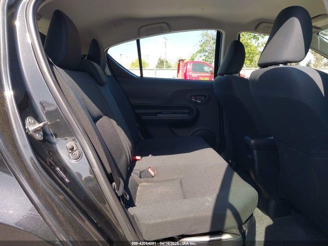 JTDKDTB39G1121412 Toyota Prius C Two
