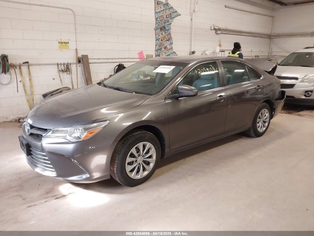 Toyota CAMRY LE 2017 4T1BF1FK6HU430380 Image 2
