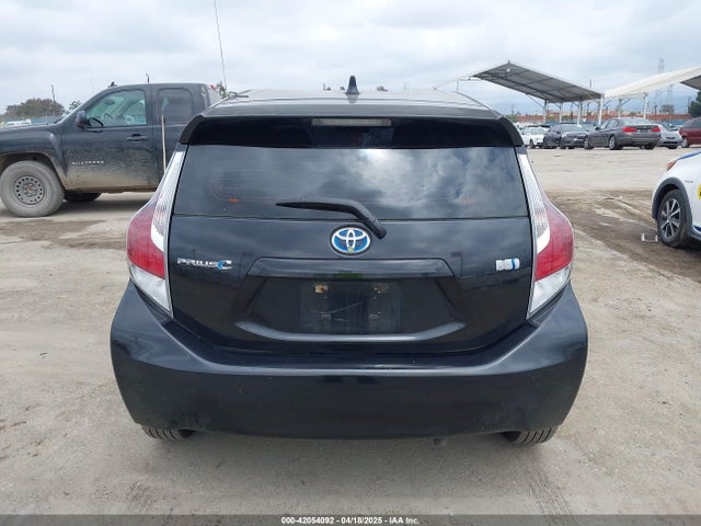 JTDKDTB39G1124911 Toyota Prius C Two