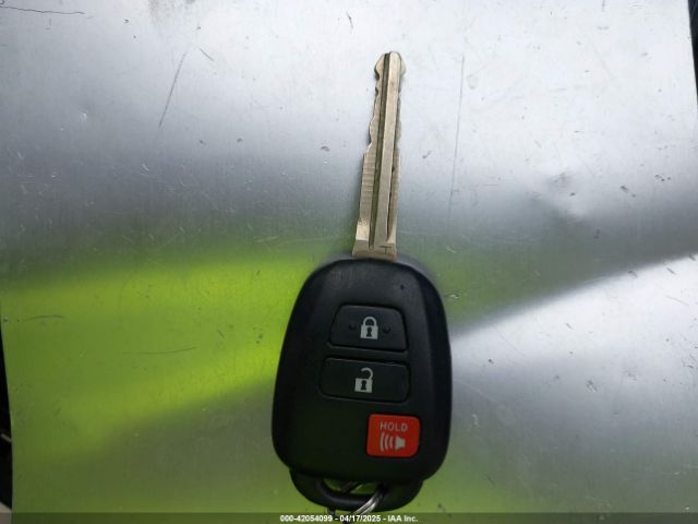 JTDKDTB3XG1125193 Toyota Prius C Two