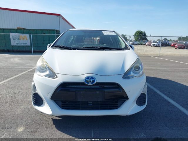 JTDKDTB3XG1125193 Toyota Prius C Two