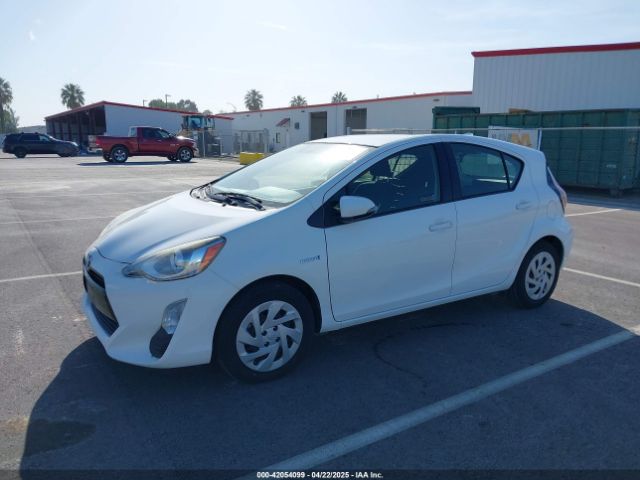 JTDKDTB3XG1125193 Toyota Prius C Two
