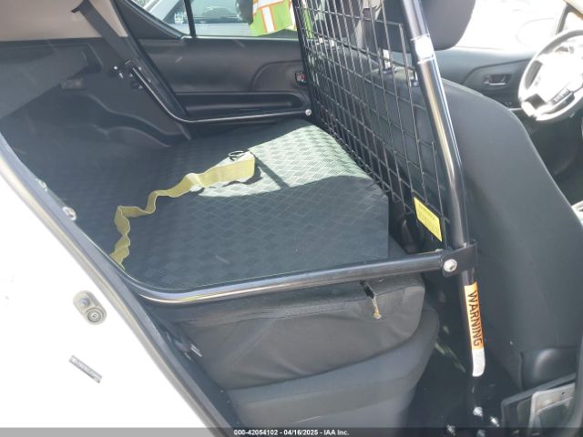 JTDKDTB31J1599993 Toyota Prius C Two