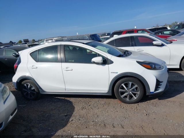 JTDKDTB3XJ1613079 Toyota Prius C Two