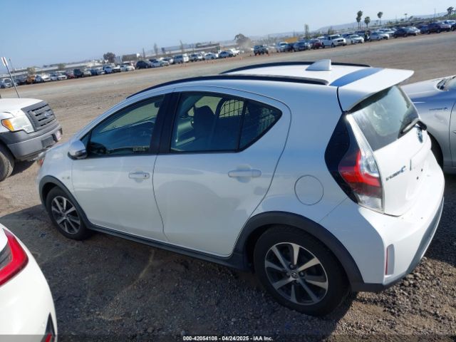 JTDKDTB3XJ1613079 Toyota Prius C Two
