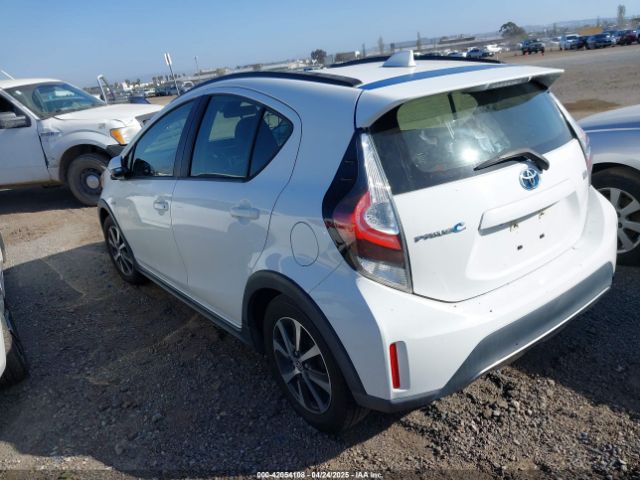 JTDKDTB3XJ1613079 Toyota Prius C Two