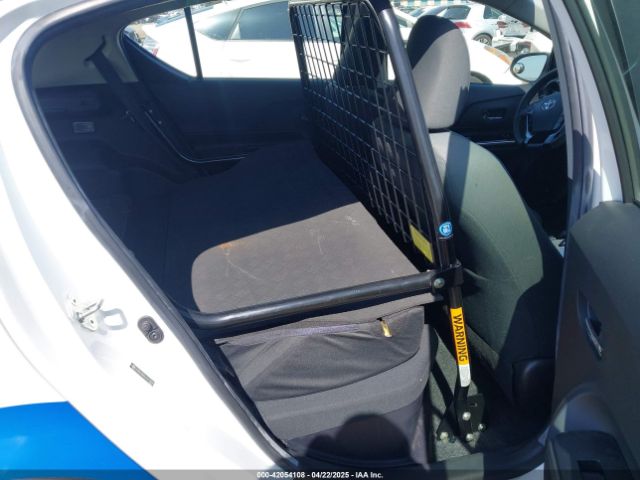 JTDKDTB3XJ1613079 Toyota Prius C Two