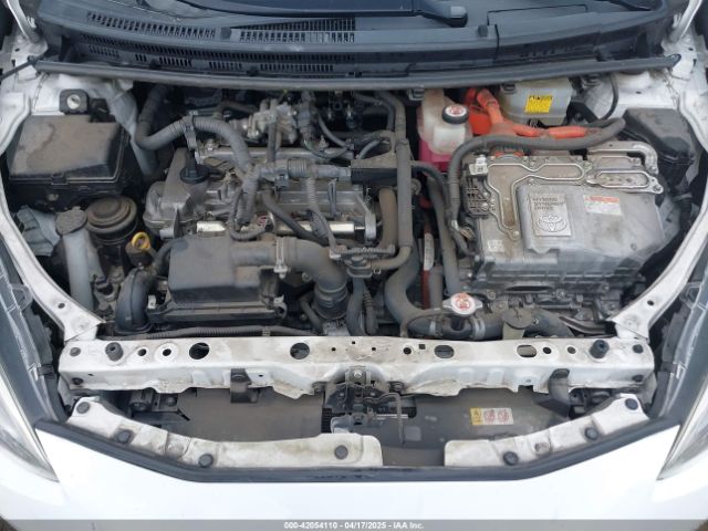 JTDKDTB35J1613202 Toyota Prius C Two