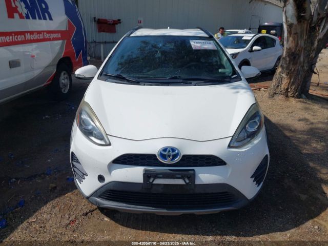 JTDKDTB35J1613202 Toyota Prius C Two