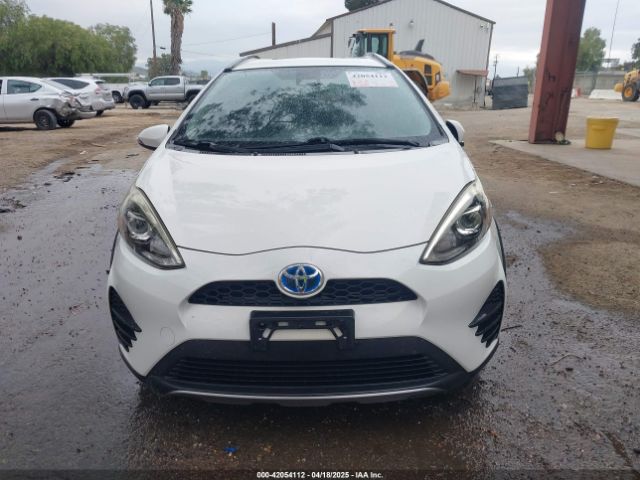 JTDKDTB36J1615380 Toyota Prius C Two