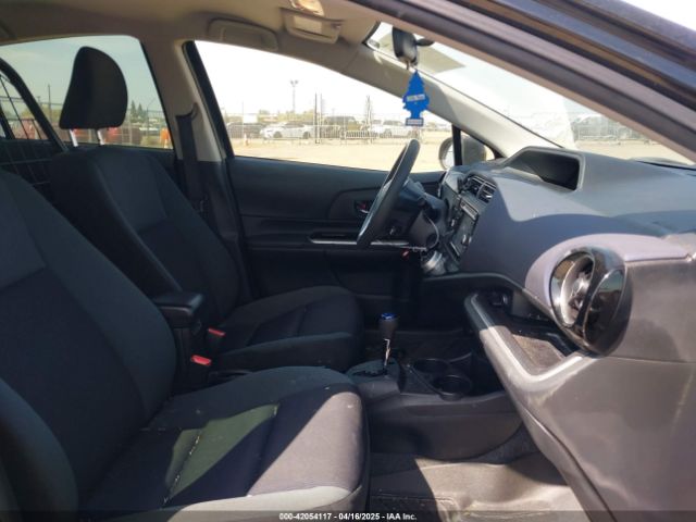 JTDKDTB34G1124900 Toyota Prius C Two