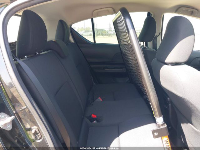 JTDKDTB34G1124900 Toyota Prius C Two