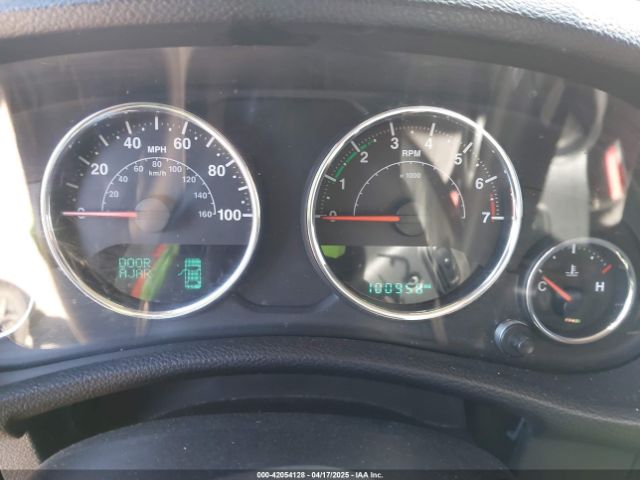 1C4BJWEG0FL713065 Jeep Wrangler Unlimited Sahara
