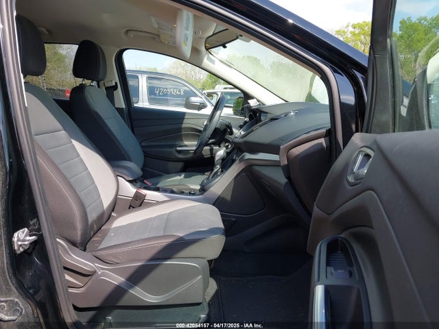 1FMCU0GX2GUB94629 Ford ESCAPE SE