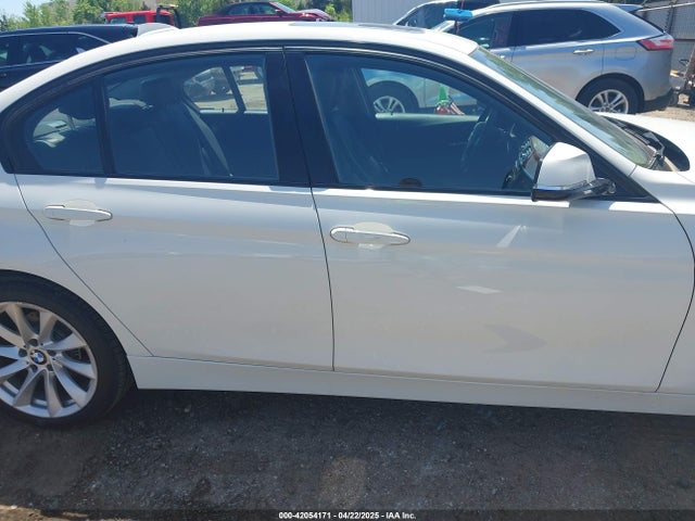 WBA3C3G50FNT51569 BMW 320i Xdrive