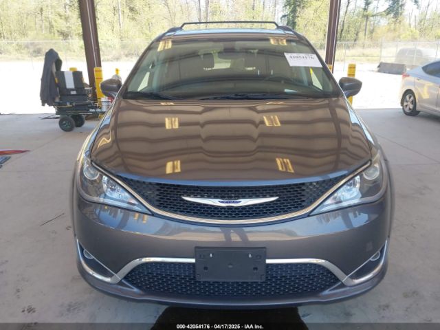 2C4RC1BG5HR642147 Chrysler Pacifica Touring-l