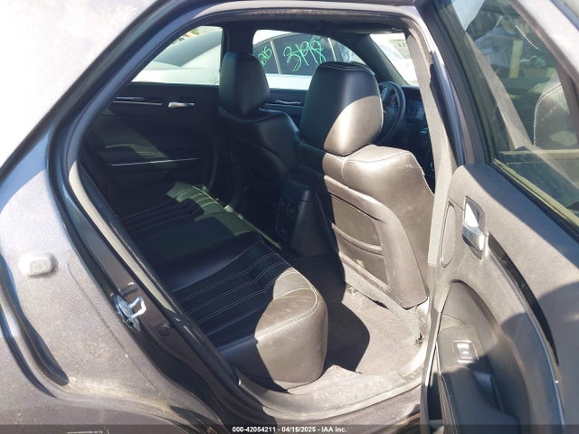 Chrysler 300 2023 2C3CCABGXPH537523 Image 8
