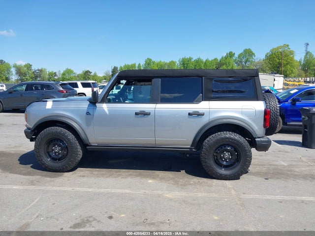 Ford Bronco Black Diamond 2023 1FMDE5BH4PLB24666 Image 14