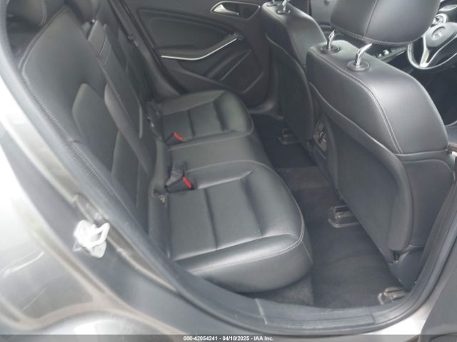 WDCTG4EBXFJ129368 Mercedes-Benz GLA 250