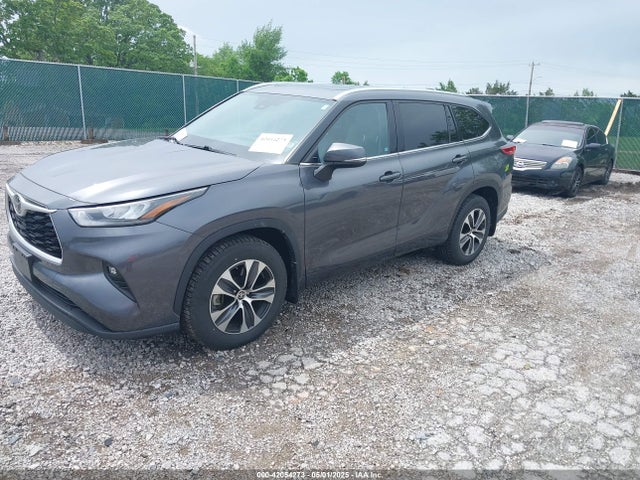 5TDGZRBH4LS028512 Toyota Highlander Xle