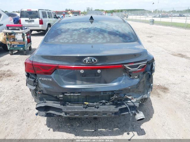 3KPF54AD9KE032900 KIA FORTE EX