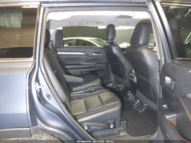Toyota Highlander Xle 2017 5TDJZRFH2HS509236 Image 8