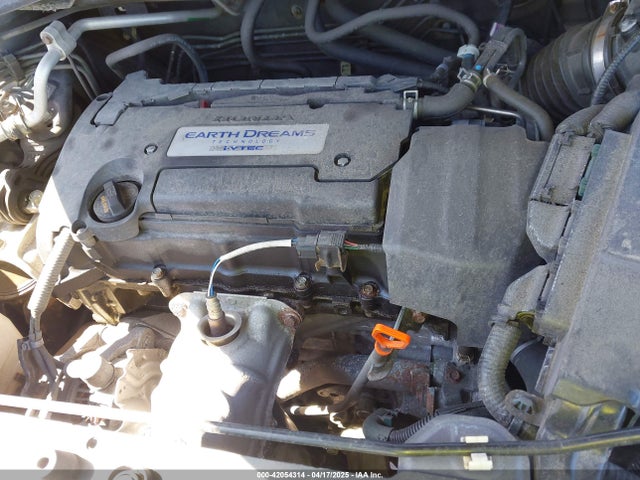 5J6RM4H39FL105042 Honda CR-V LX