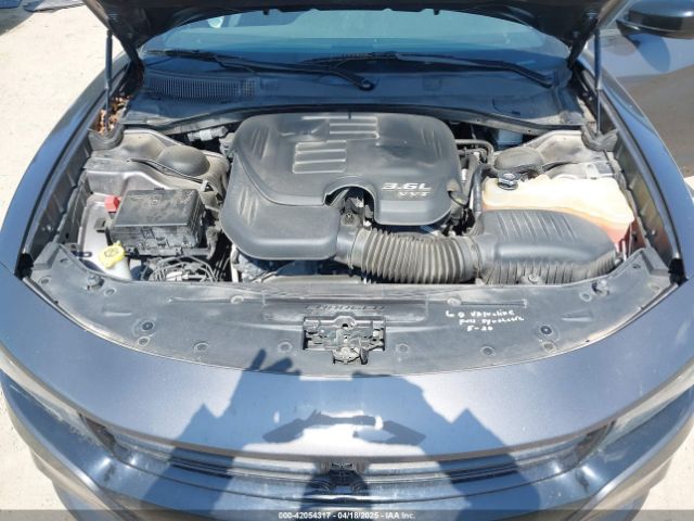 2C3CDXJG0KH550517 Dodge Charger Sxt Awd