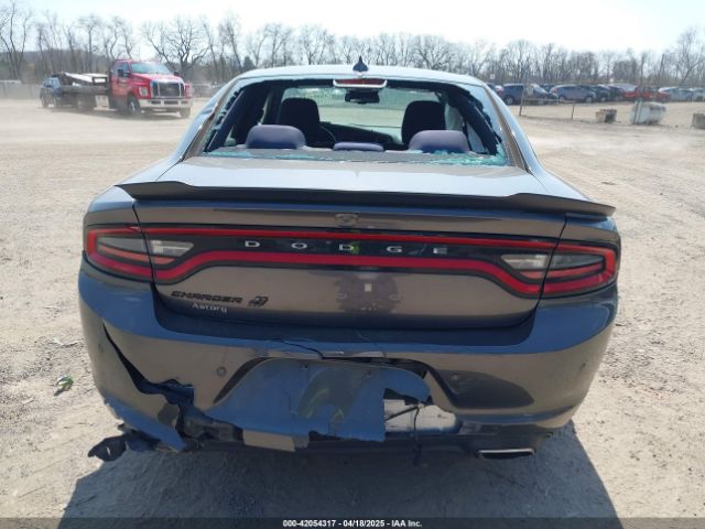2C3CDXJG0KH550517 Dodge Charger Sxt Awd