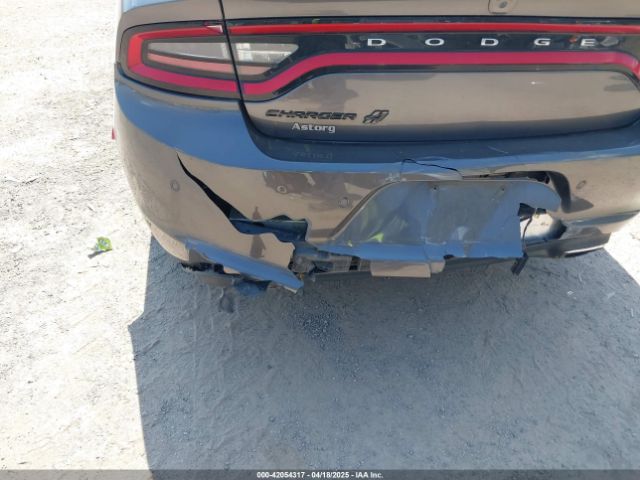 2C3CDXJG0KH550517 Dodge Charger Sxt Awd