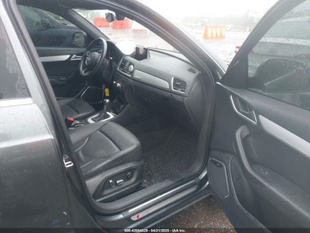 WA1JCCFS3JR031286 Audi Q3 2.0t Premium/2.0t Sport Premium