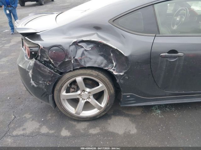 JF1ZNAA1XE8707577 Scion Fr-s Monogram