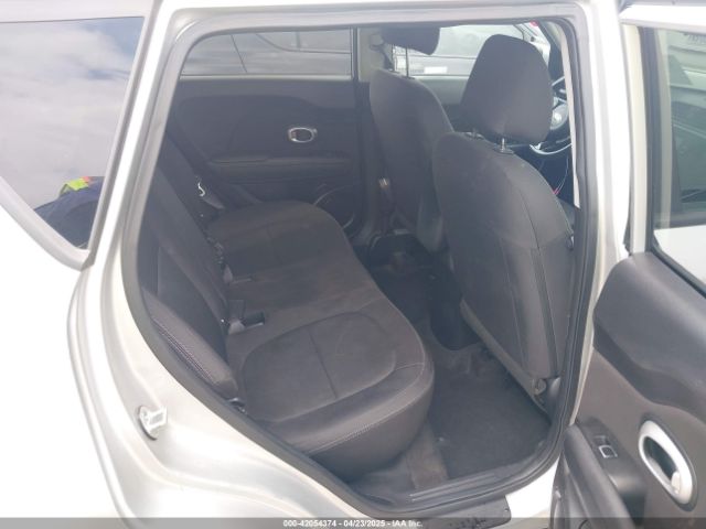 KNDJN2A26K7699999 KIA Soul
