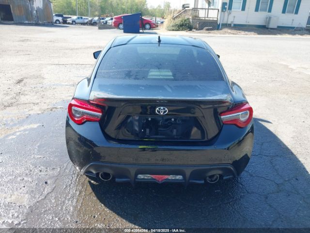 JF1ZNAA14H8705909 Toyota 86