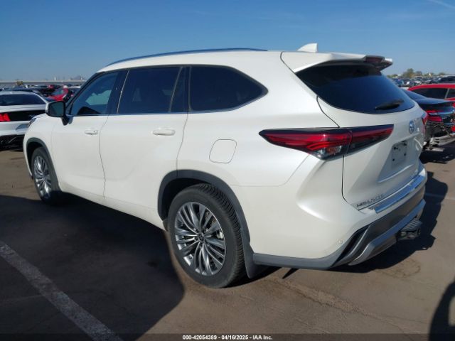 5TDFZRBH2MS065314 Toyota Highlander Platinum