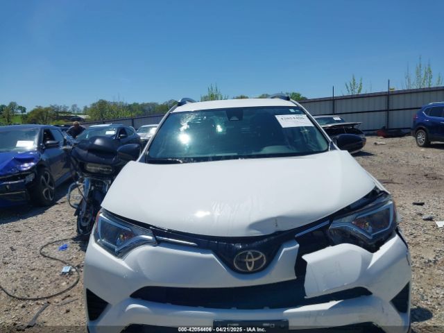 JTMZFREV6JJ730201 Toyota RAV4 LE