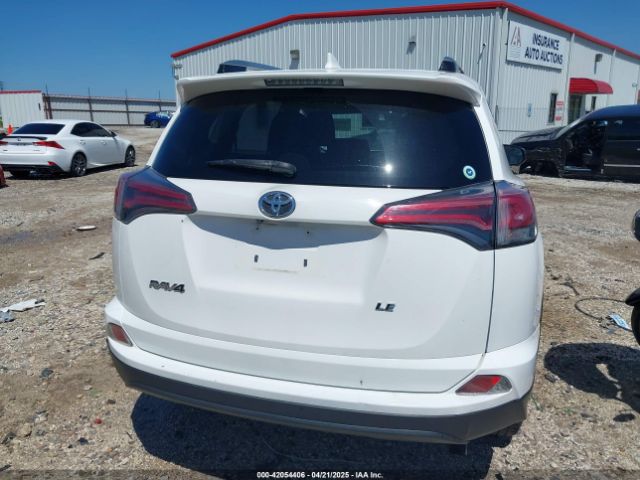 JTMZFREV6JJ730201 Toyota RAV4 LE