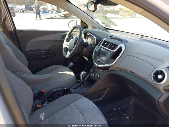 1G1JG6SB7L4123754 Chevrolet Sonic Fwd  1fl 5-door