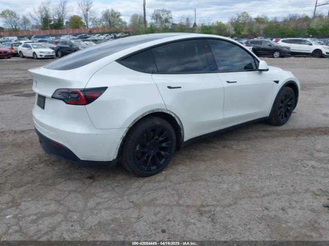 2022 TESLA MODEL Y 7SAYGDEE7NF385207 Photo 3