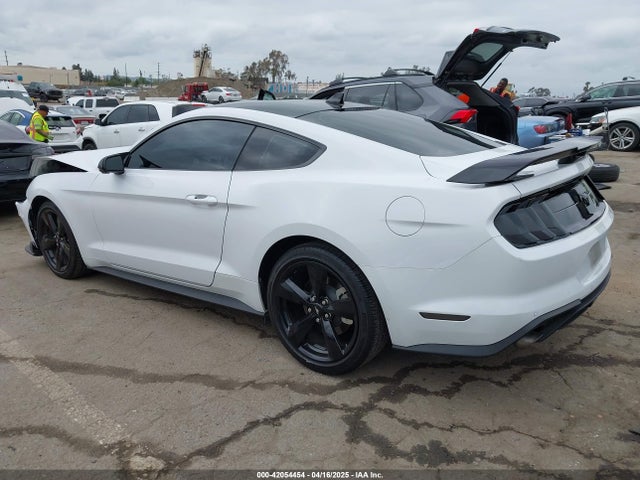 Ford Mustang Ecoboost Premium Fastback 2022 1FA6P8TH1N5130293 Image 3