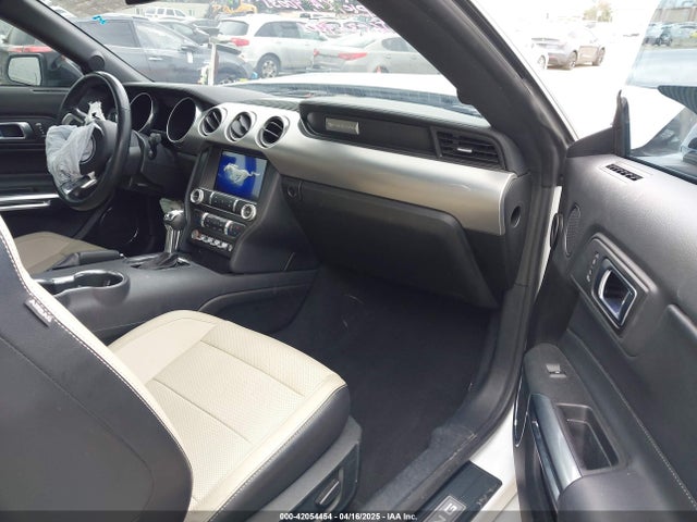 Ford Mustang Ecoboost Premium Fastback 2022 1FA6P8TH1N5130293 Image 5