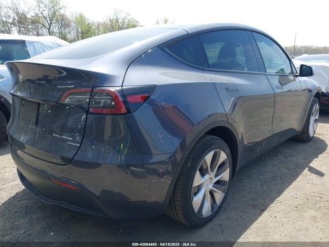 2023 TESLA MODEL Y 7SAYGDEE0PF977874 Photo 3