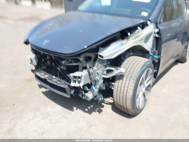 2023 TESLA MODEL Y 7SAYGDEE0PF977874 Photo 5