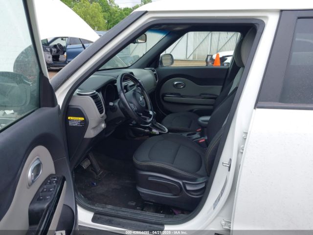 KNDJP3A56G7332618 KIA SOUL +