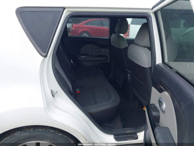 KNDJP3A56G7332618 KIA SOUL +